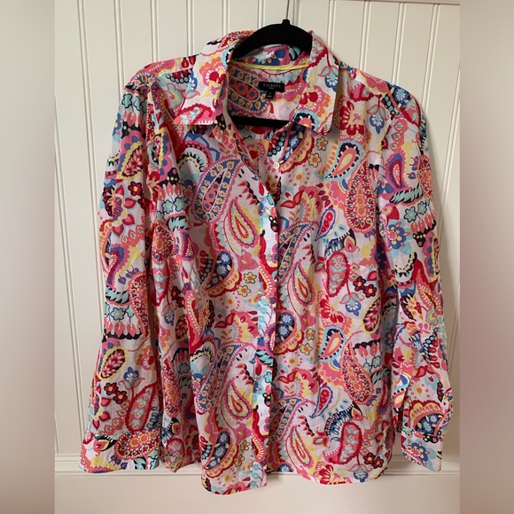 Beautiful Talbots Button Down in EUC - Picture 2 of 5